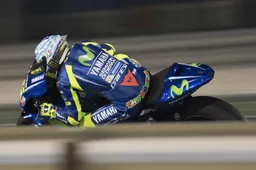 MotoGP Test Qatar Vinales passa in testa, cade Rossi