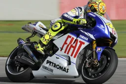 MotoGP: Valentino Rossi entusiasta della nuova Yamaha M1