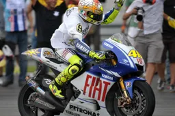 MotoGP: Yamaha, trattenere Valentino Rossi oltre il 2010