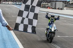 La nuova Suzuki SERT vince (ed emoziona) al Bol d'Or