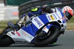 Moto2: Vladimir Leonov fuori, arriva Patrik Vostarek