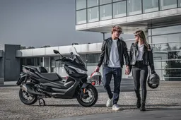 SR4 il primo scooter del marchio Voge: un passo avanti di tecnologia