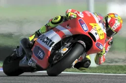 MotoGP: Valentino Rossi al MotoRanch, secondo video