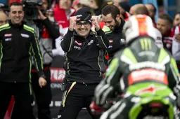 Superbike Assen warm up Jonathan Rea sulle orme del mito Carl Fogarty