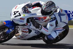 ASBK Phillip Island Gara 1: vince Maxwell, secondo Staring a sorpresa