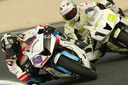 Supersport: per Anthony West le Honda Ten Kate sono "missili"