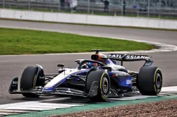 Formula 1: La Williams presenta la nuova FW47, ora tocca a Sainz e Albon