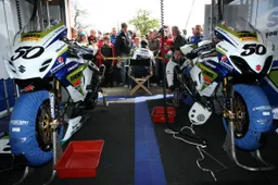 BSB: test per Guintoli e Crescent Suzuki a Mallory Park