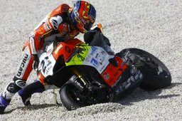 Superbike: rammarico Rinaldi, steso da Haslam. "Eravamo da top 5"