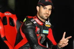 SUPERBIKE*IDM: Xavi Forés resta al Ducati 3C-Racing Team