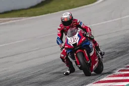 Superbike: Xavi Vierge lotta contro il tempo, in Honda incrociano le dita