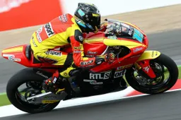 Moto2 Silverstone Warm Up: Simeon svetta sul bagnato
