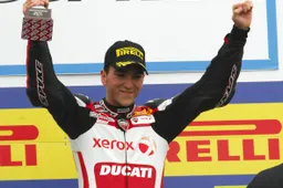 Superstock 1000: Xavier Simeon "Finalmente la vittoria"