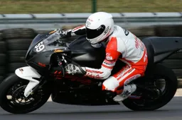 CEV Moto2: ancora test con una 600cc per Xavier Simeon