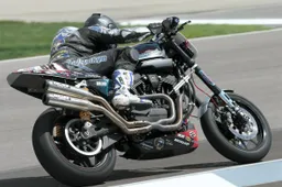 XR1200 Series Indianapolis Qualifiche: PJ Jacobsen in pole