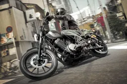 Yamaha XV950 ed XV950R