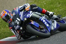 8h Suzuka Primo Test Yamaha con Lowes, van der Mark e Nakasuga
