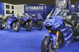 MotoGP: nuova livrea Yamaha "Race Blu" per i prossimi 2 GP