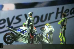 Ecco la livrea 2014 delle Yamaha M1 di Lorenzo e Rossi