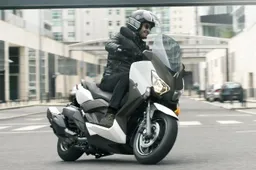 Yamaha X-MAX 400