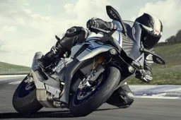 Yamaha YZF-R1M 2015