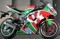 Yamaha YZF R6 Vladimir Leonov Replica