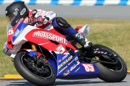 MotoAmerica Superbike: i programmi 2015 di Yoshimura