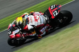 8h Suzuka: Waters, Aoki e Kagayama l'equipaggio di Yoshimura Suzuki