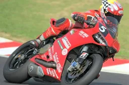 All Japan Superbike: Yoshiyuki Sugai continua con la 1098R aspettando la 1199 Panigale