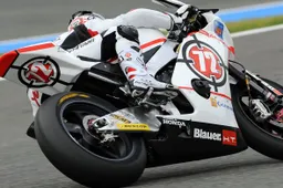Moto2 Estoril Prove Libere 2: pista umida, svetta Takahashi