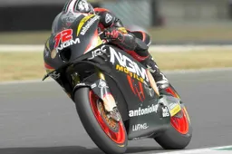 Moto2: Yuki Takahashi al via della 8 ore di Suzuka 2012