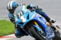 8h Suzuka: Official Test, sotto il diluvio comanda il Team Kagayama