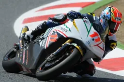 ST600: Yusuke Teshima in gara nel mondiale Moto2 con la TSR