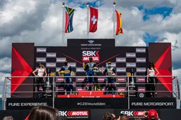 Supersport, Gara 2 Most: Aegerter torna a vincere su Odendaal e Gonzalez