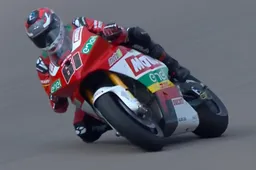 MotoE Sachsenring: super Zaccone, terza pole consecutiva