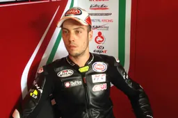 Supersport day 2 Lorenzo Zanetti  avvicina la MV al top