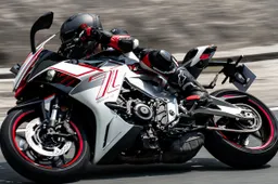 Il futuro delle moto sportive è cinese? In arrivo la Zontes ZT703-RR