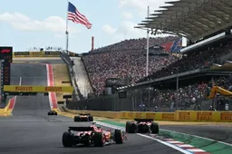 Le squadre di Formula 1 sfoggiano livree accattivanti per il GP degli USA