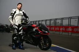 Il segreto dell’Aprilia RS 660 Factory: potenza e accessibilità