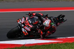 MotoGP Indonesia Sprint: Bezzecchi sei una forza! Errore, rimonta, duello e trionfo