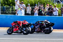 Superbike Jerez: Toprak Razgatlioglu missione compiuta, tris Mondiale!