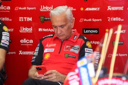 MotoGP, Ducati in preallarme. Tardozzi: "Dall'Igna riaprirà il cassetto"