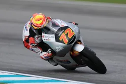 Moto3 Sepang: Taiyo Furusato primo trionfo di autorità, Pini che errore
