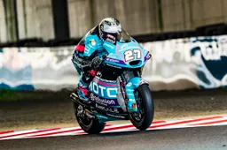 Moto2 Motegi: Holgado secondo capolavoro, Arbolino che fatica