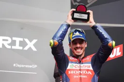 MotoGP, chi si rivede: Joan Mir torna sul podio dopo 1421 giorni
