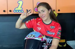 Beatriz Neila si mette alla prova: la vice-campionessa WorldWCR in Moto3 JuniorGP