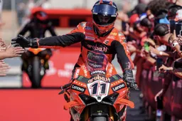 Superbike, per Bulega una sconfitta dolorosa: "Ho provato di tutto"