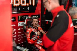 Superbike, Bulega chiede di più a Ducati: "Non sono contentissimo"