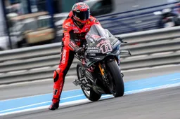 Superbike, Bulega spiega: "Pro e contro della Ducati 2026"