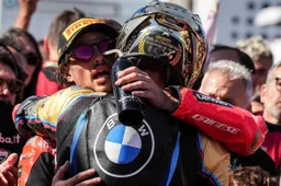 Superbike, Bulega risponde a insulti e minacce: "Imparate da Toprak!"